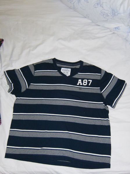 MALHA AEROPOSTALE GOLA "V" XXL